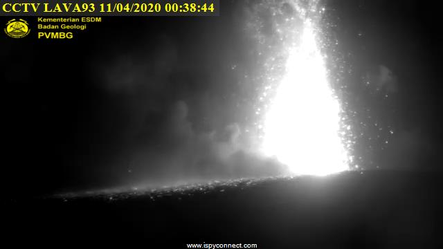 Lava fountain at Anak Krakatau last night