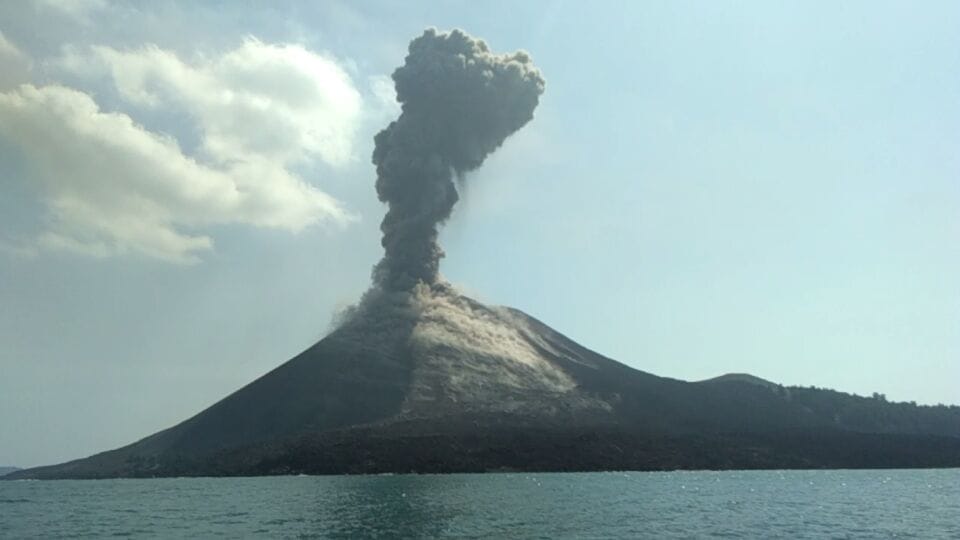  Krakatau  volcano Indonesia eruption continuous 
