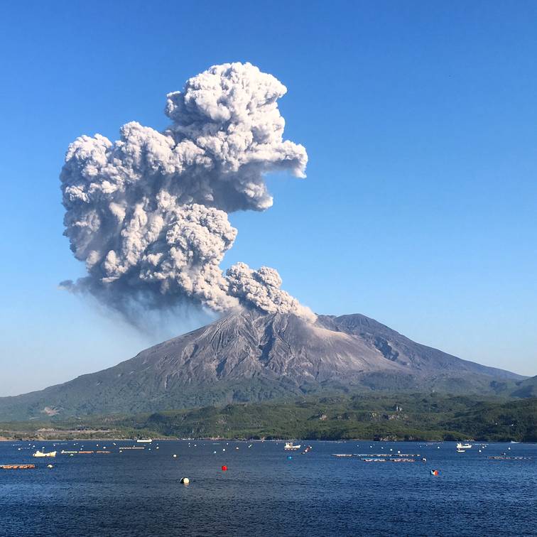 Sakurajima volcano  Kyushu Japan  continuing vulcanian 